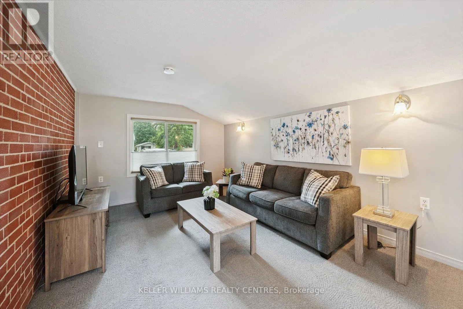 29 SEATON DRIVE