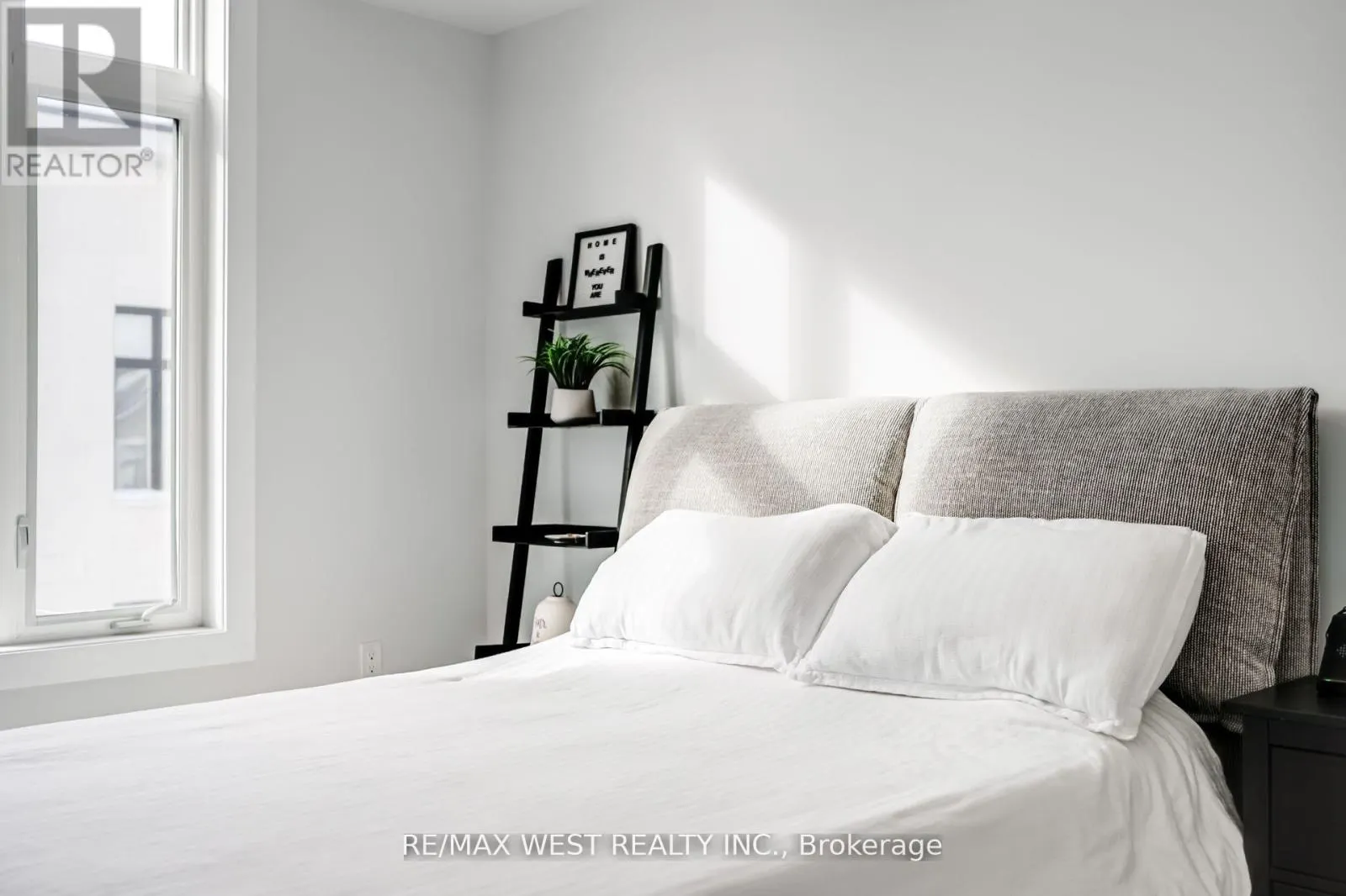 223 - 9570 ISLINGTON AVENUE