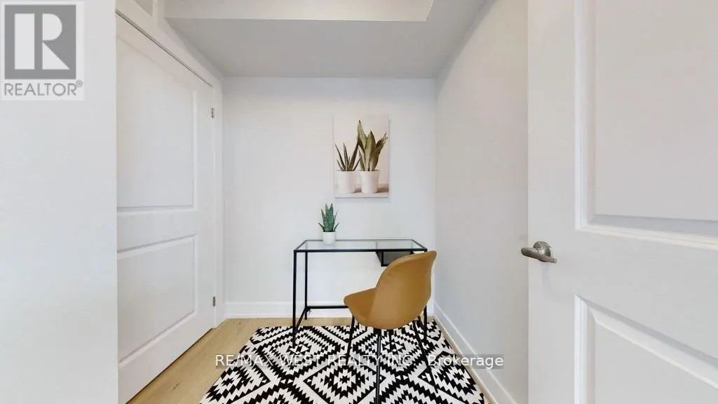 223 - 9570 ISLINGTON AVENUE