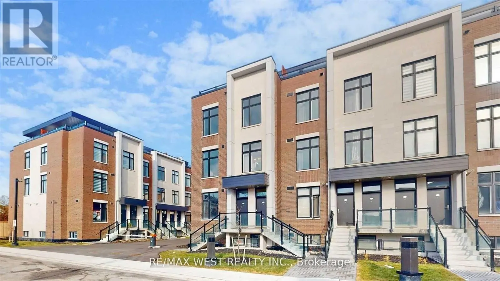 223 - 9570 ISLINGTON AVENUE