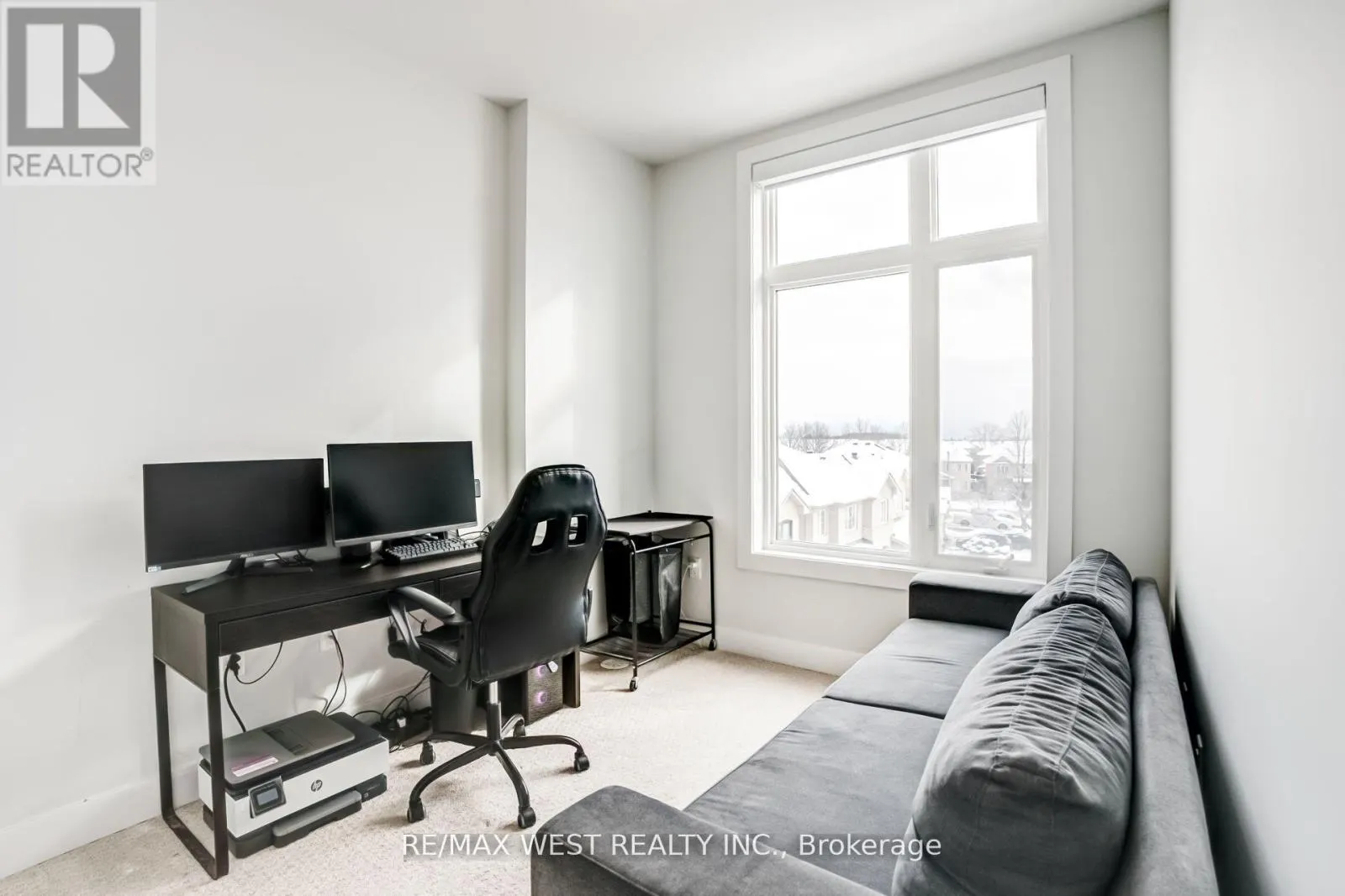 223 - 9570 ISLINGTON AVENUE