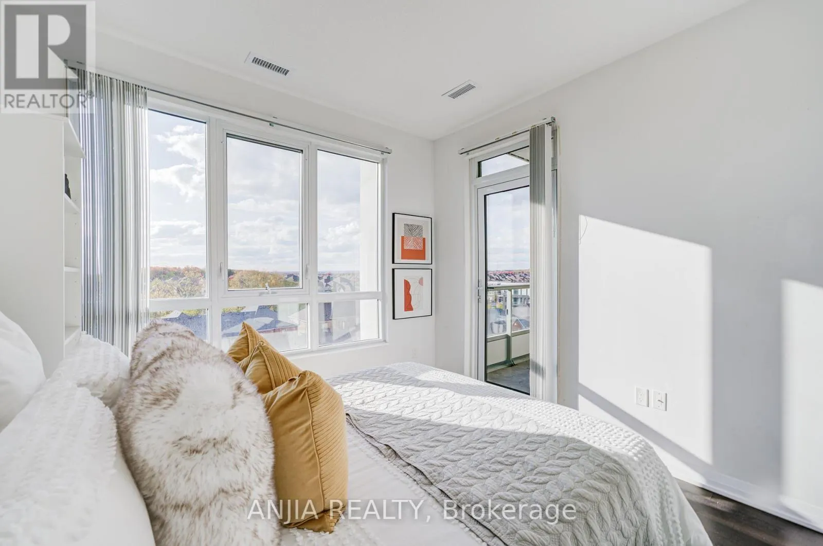 810 - 9560 MARKHAM ROAD