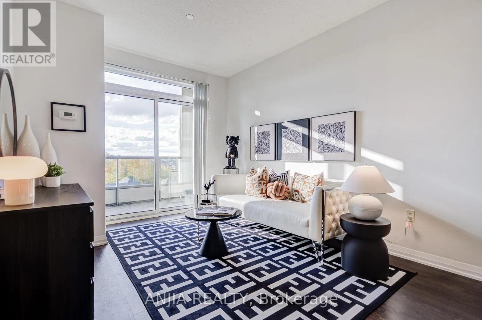 810 - 9560 MARKHAM ROAD