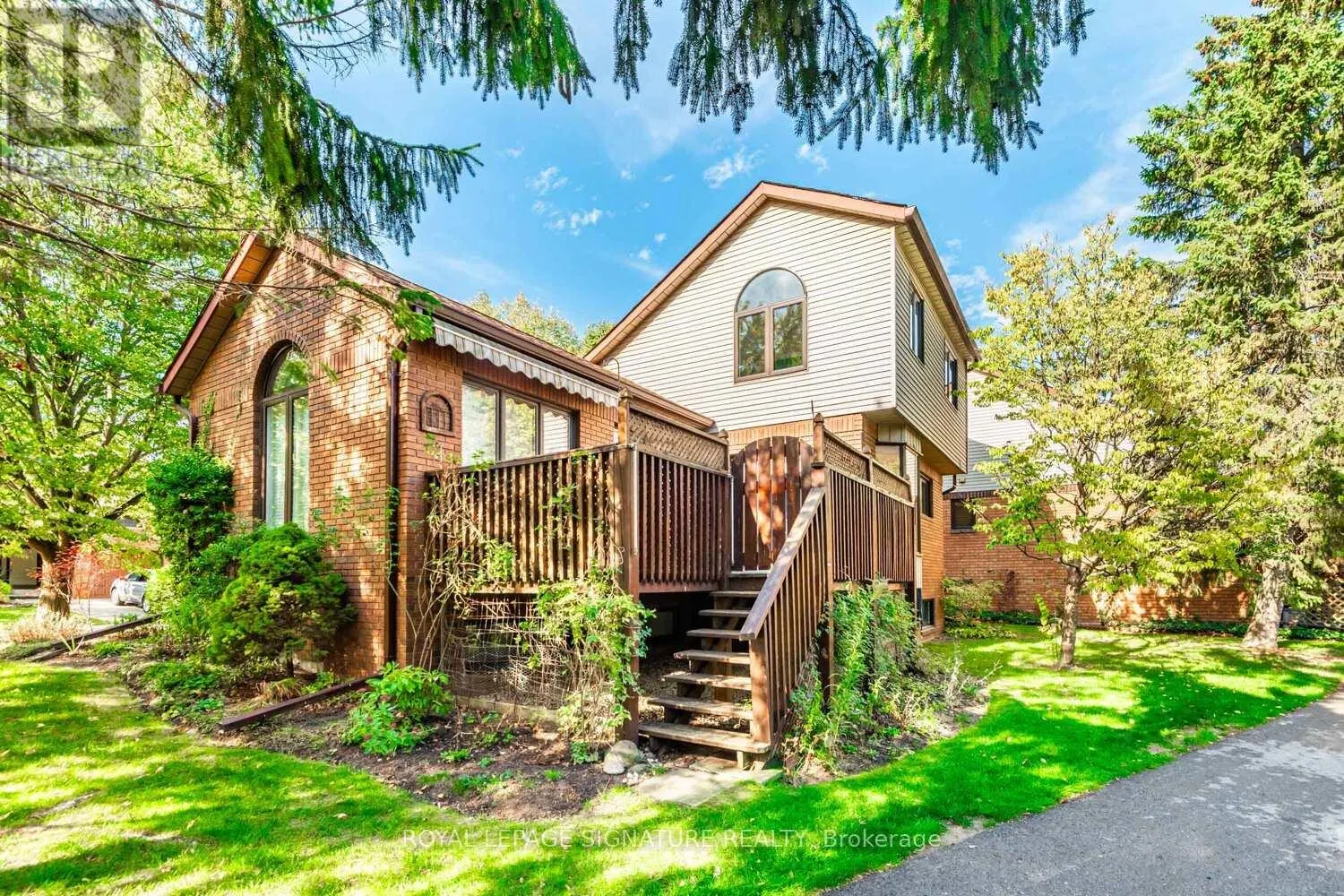 25 RIVERVIEW ROAD