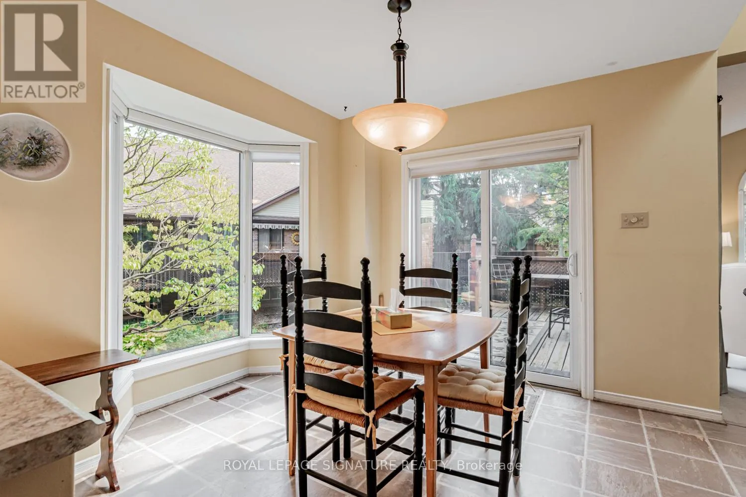 25 RIVERVIEW ROAD