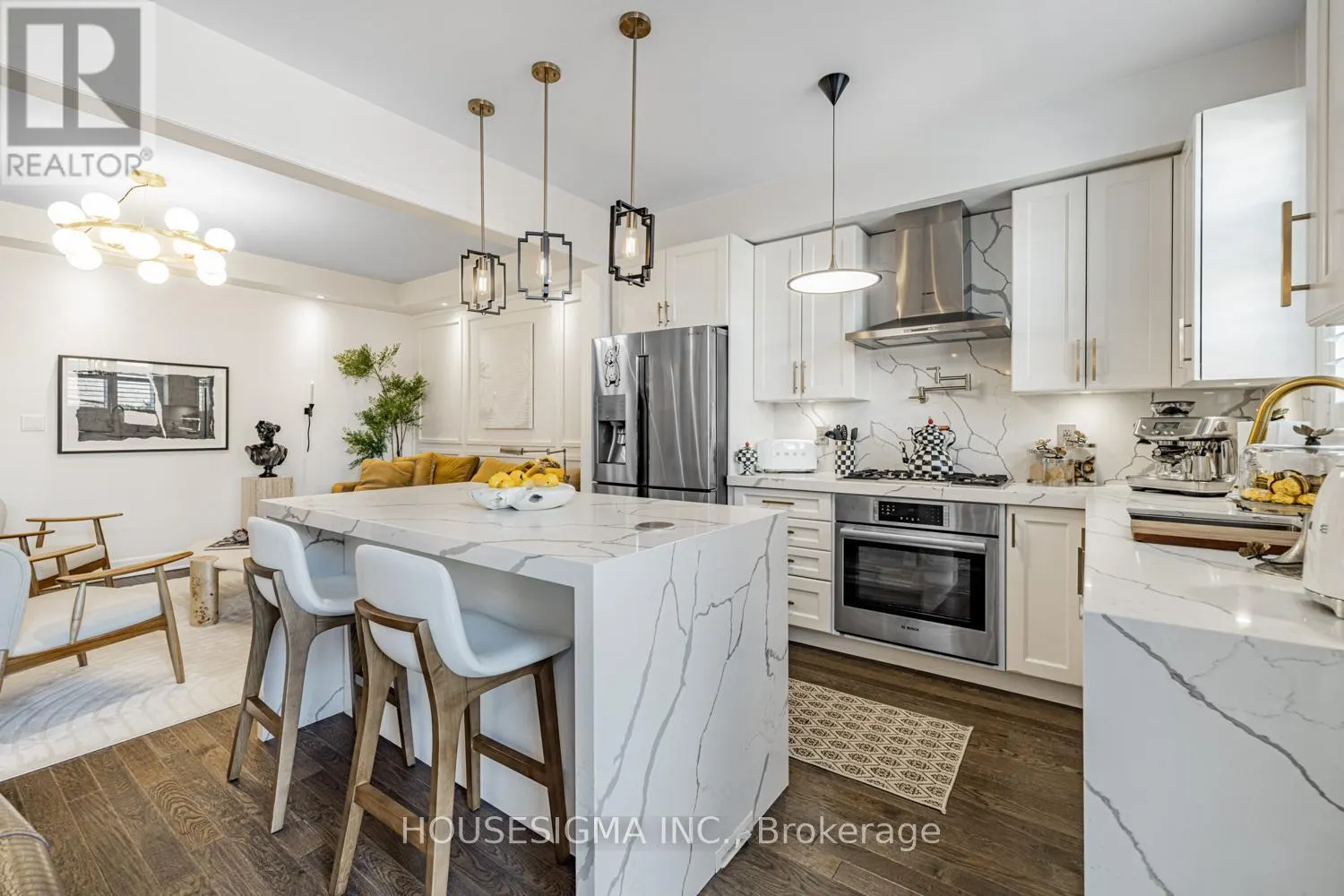 46 VEDETTE WAY