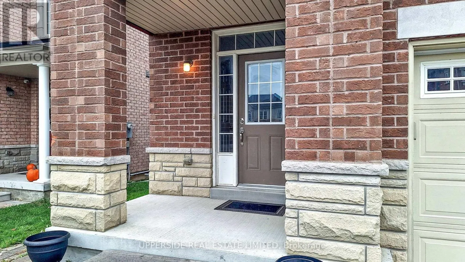 125 WALTER SINCLAIR COURT
