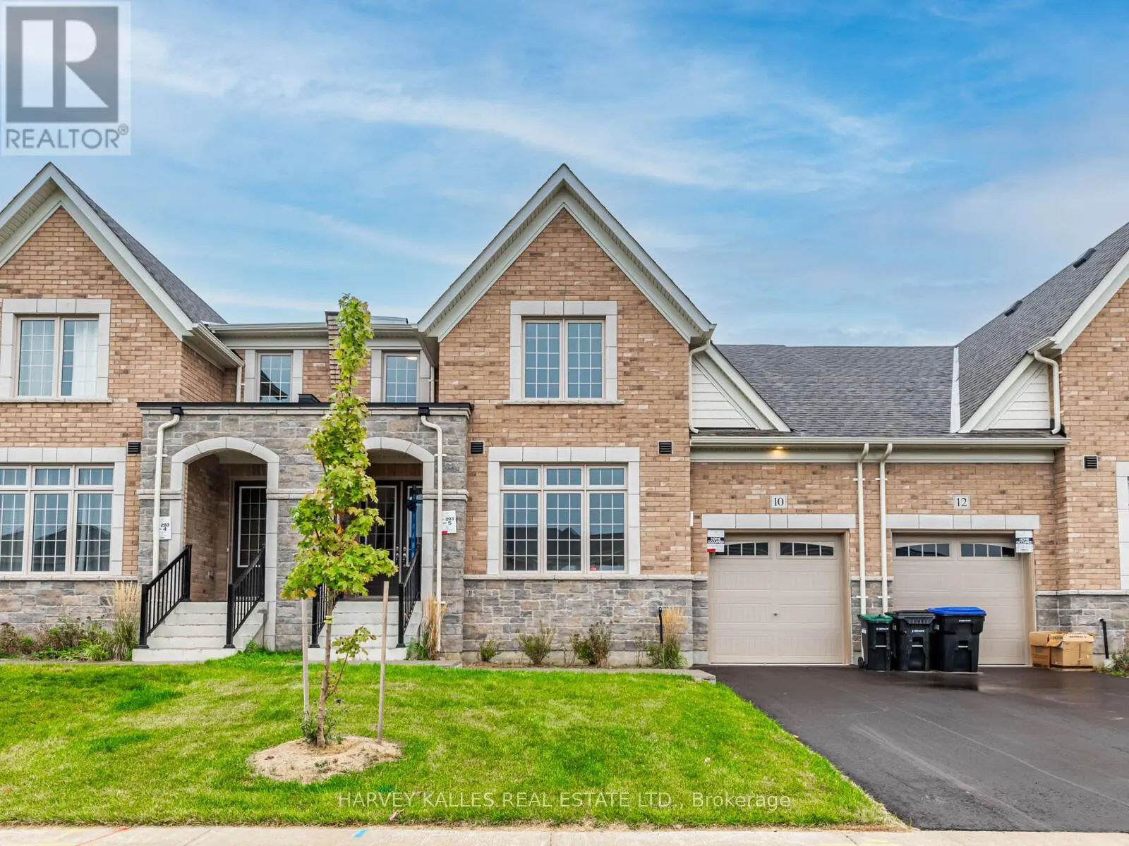 10 BAYBERRY DRIVE N