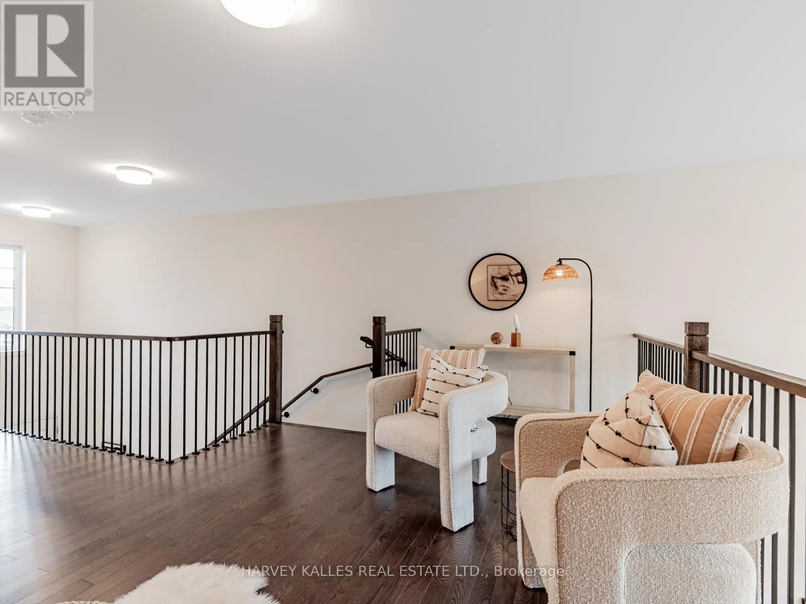 10 BAYBERRY DRIVE N