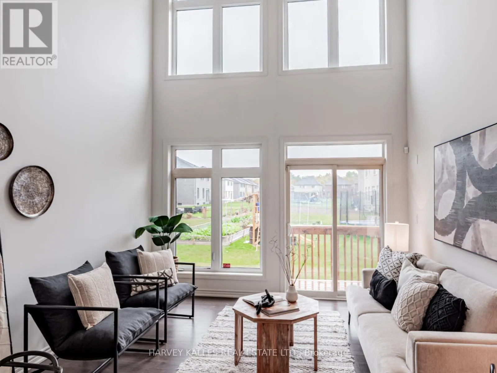 10 BAYBERRY DRIVE N