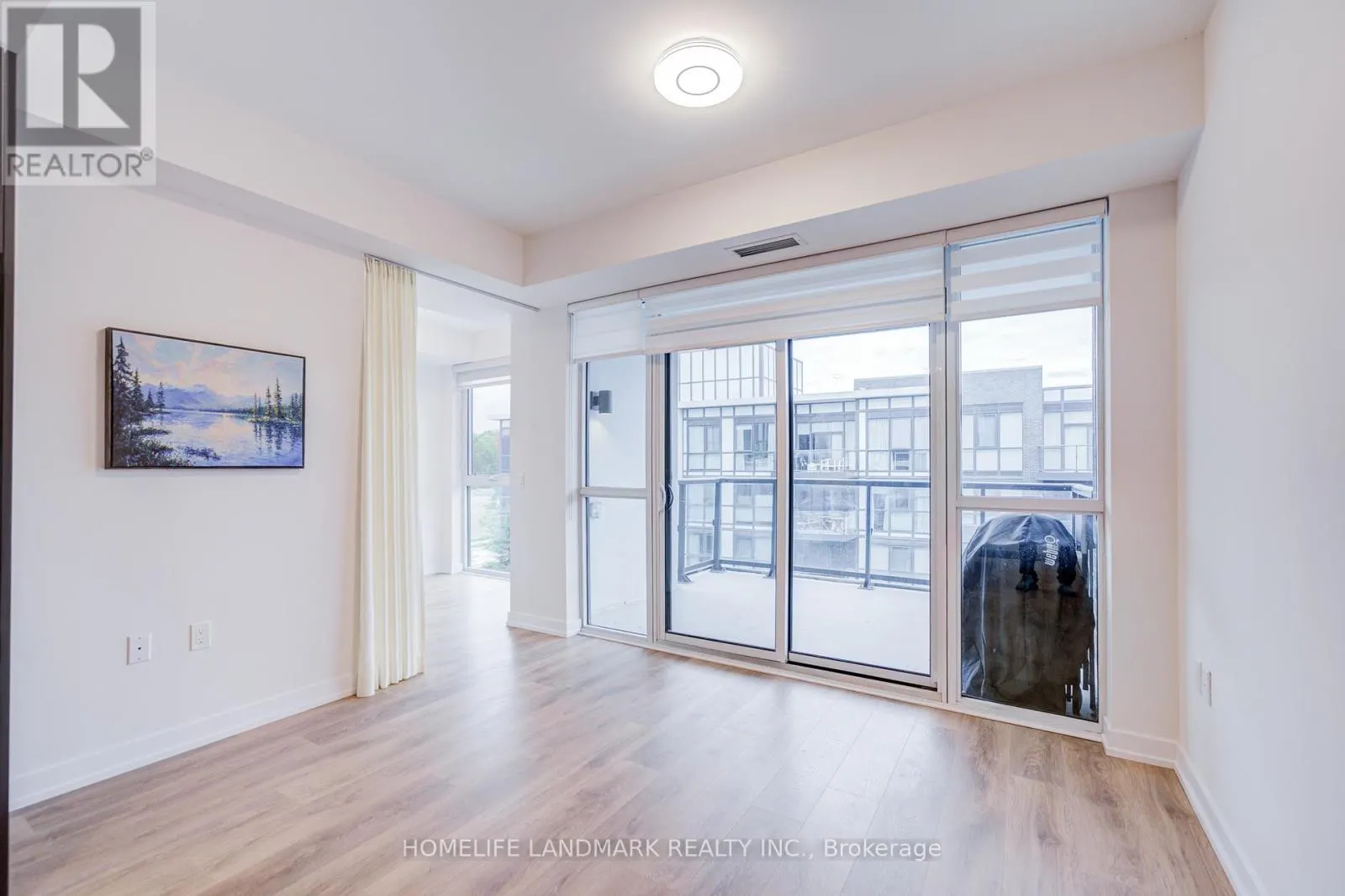 312 - 415 SEA RAY AVENUE