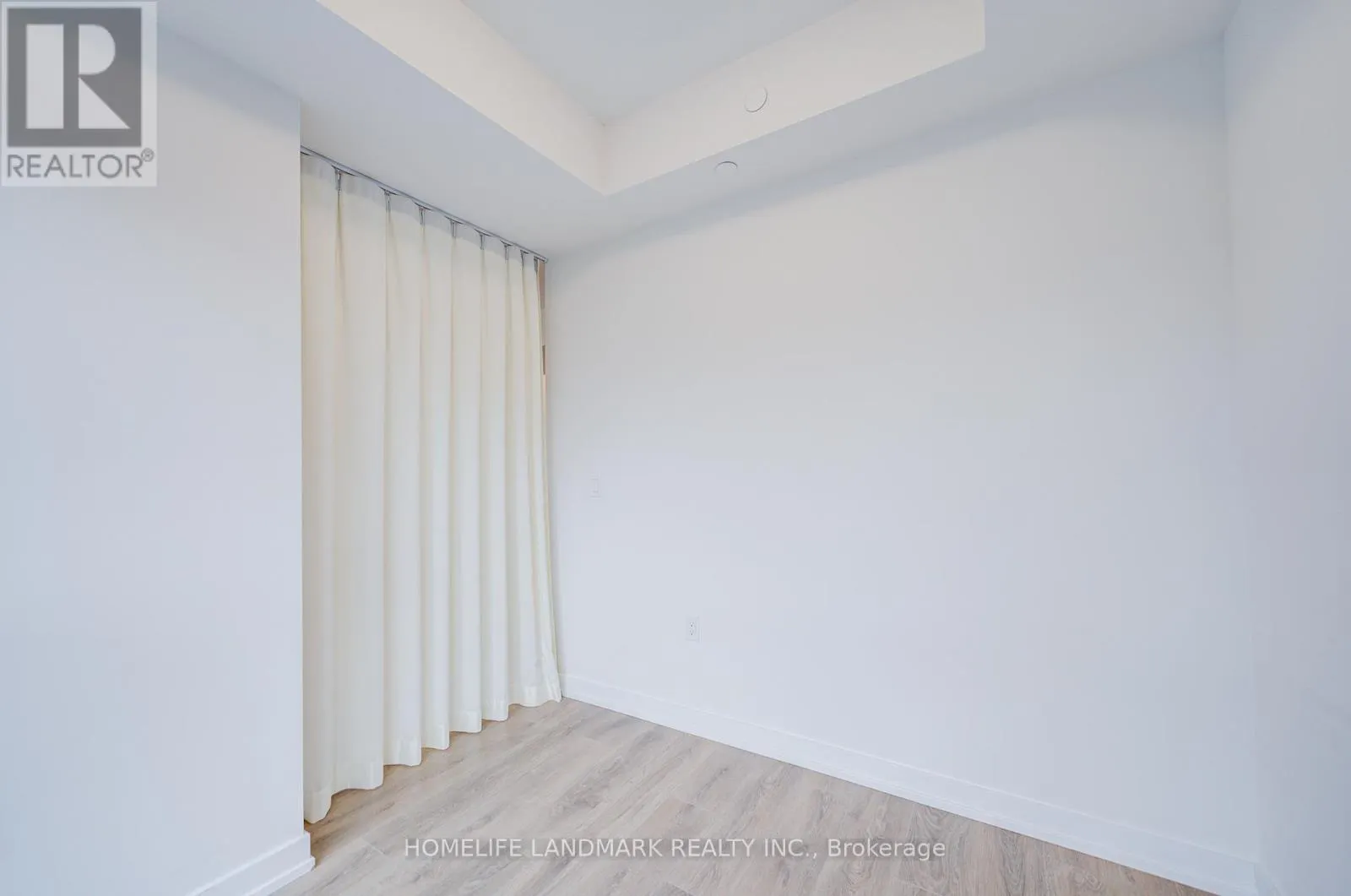 312 - 415 SEA RAY AVENUE