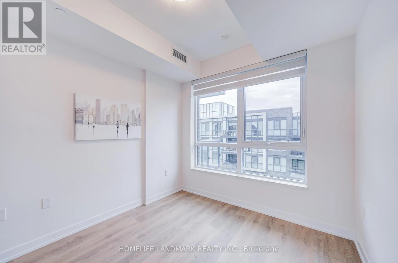 312 - 415 SEA RAY AVENUE