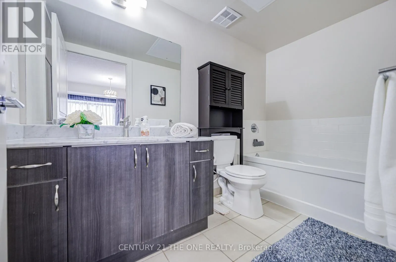 304F - 8130 BIRCHMOUNT ROAD