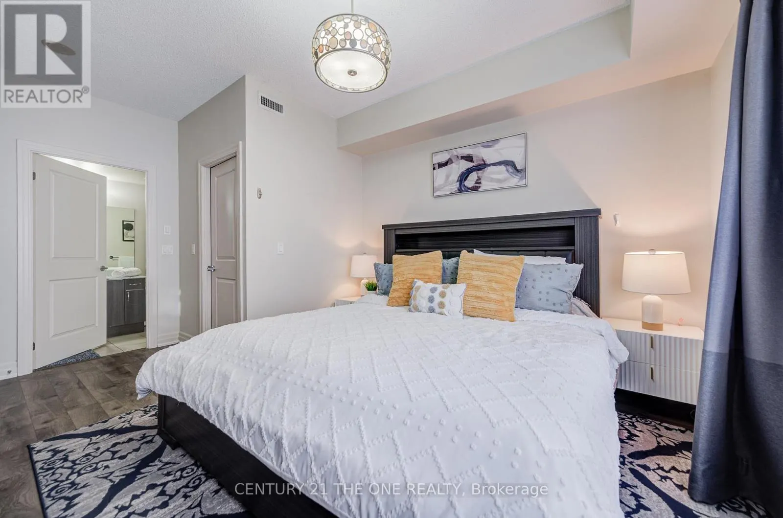304F - 8130 BIRCHMOUNT ROAD