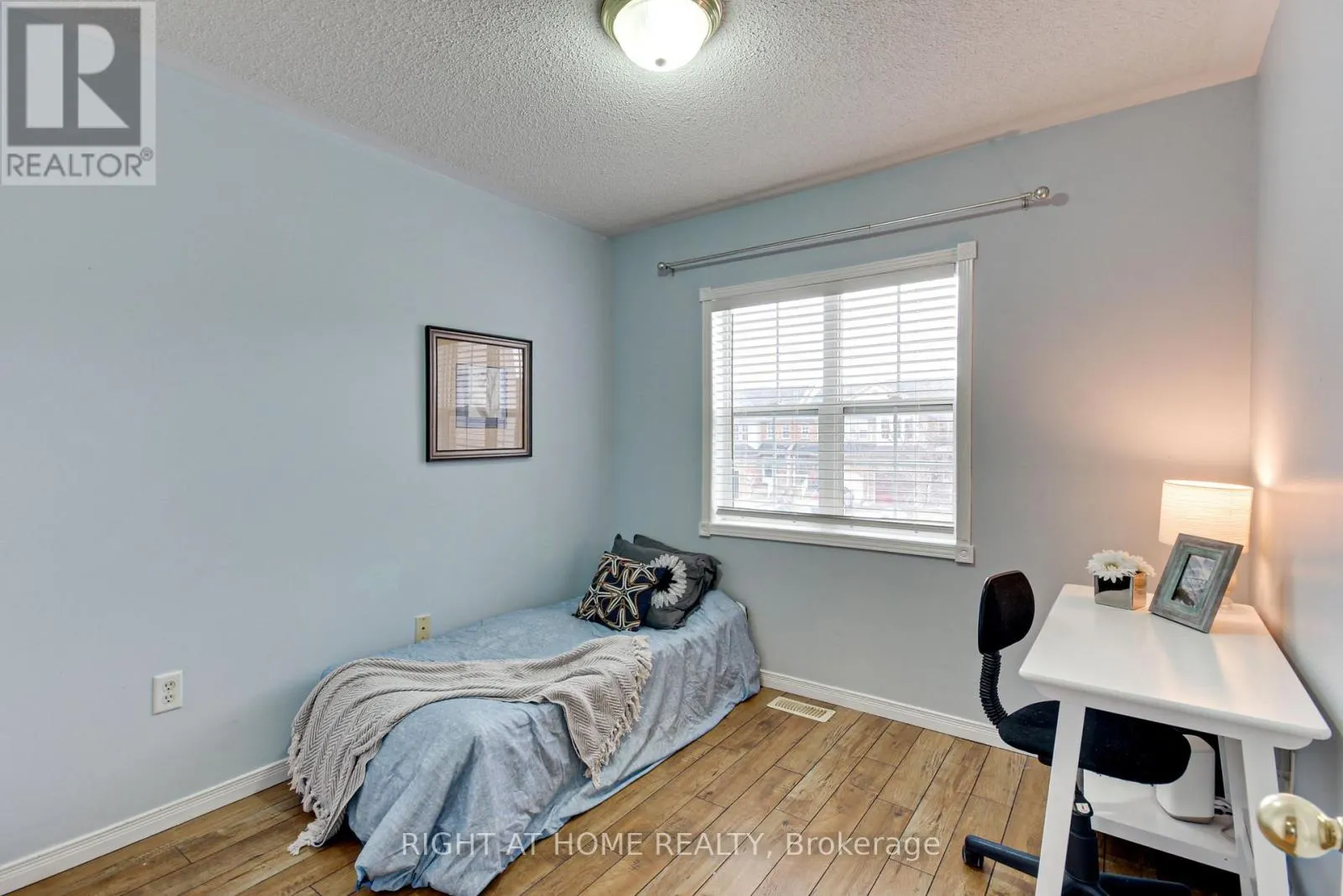 26 CRITTENDEN DRIVE