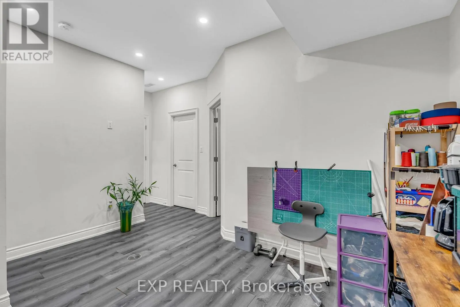 9548 WESTON ROAD