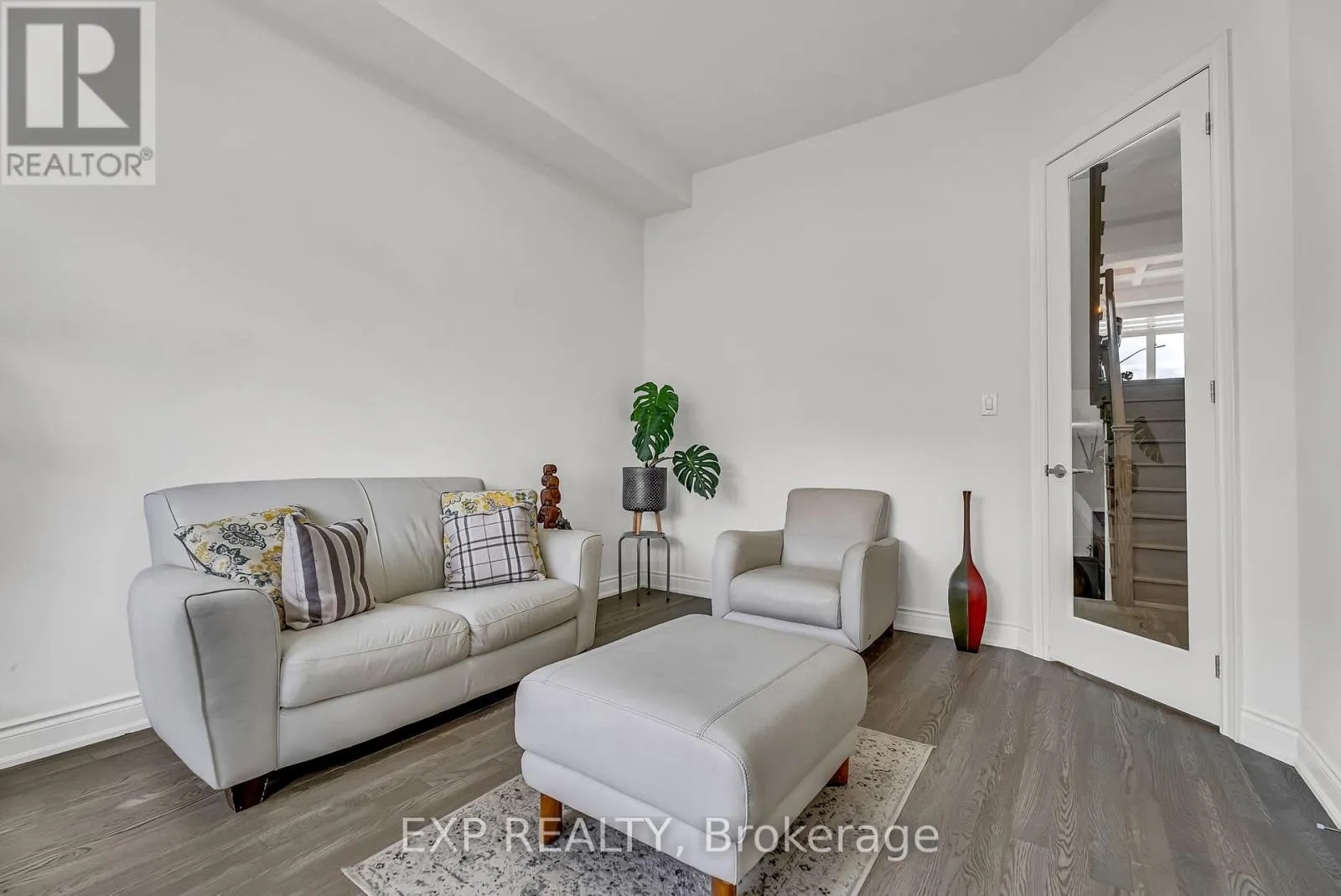 9548 WESTON ROAD