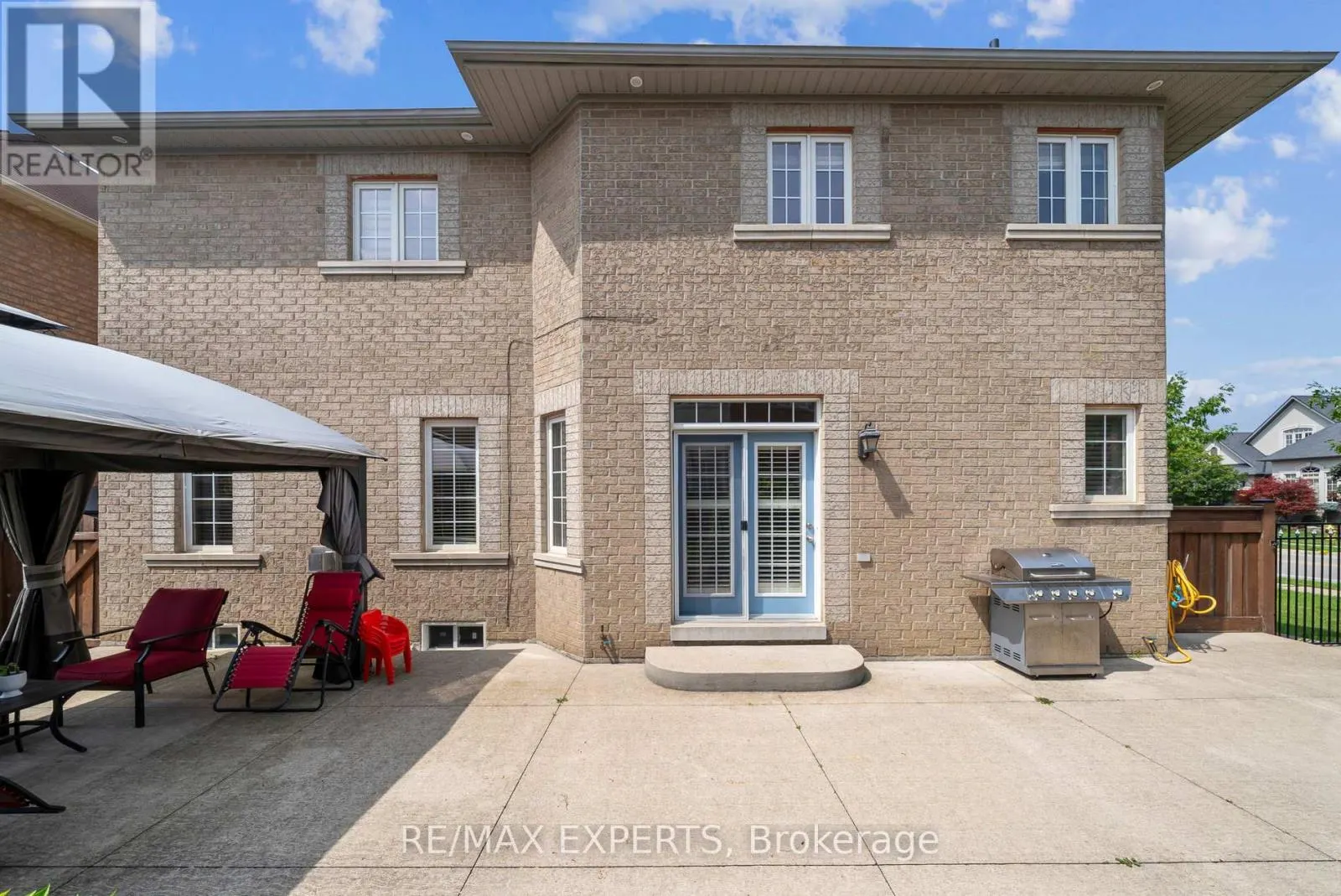 126 JOSEPHINE ROAD W