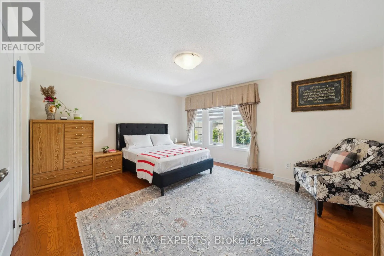 126 JOSEPHINE ROAD W