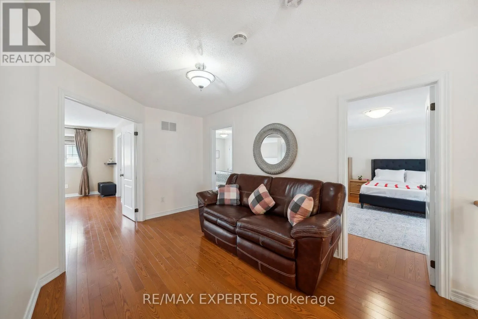 126 JOSEPHINE ROAD W