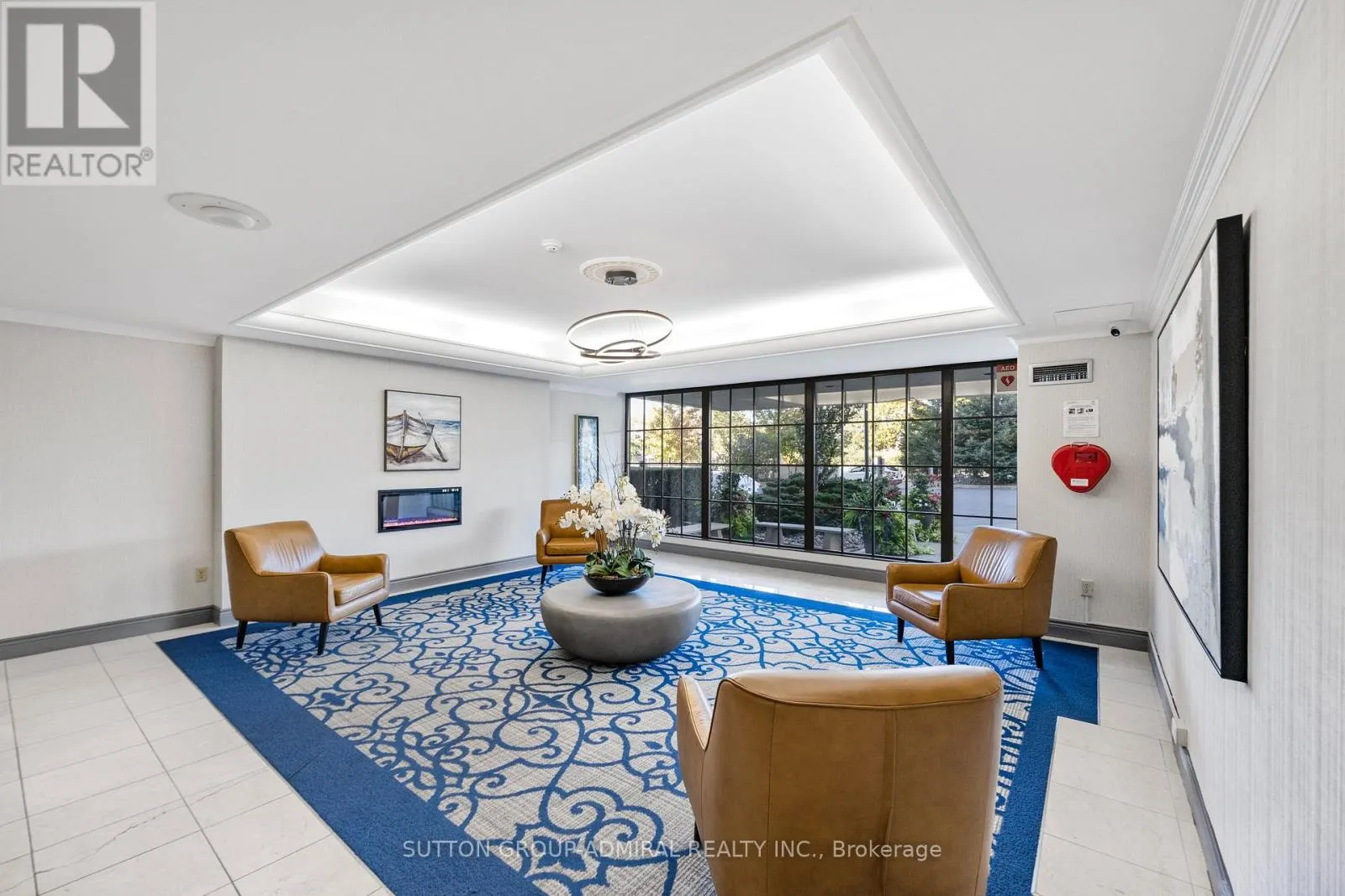 1402 - 343 CLARK AVENUE W