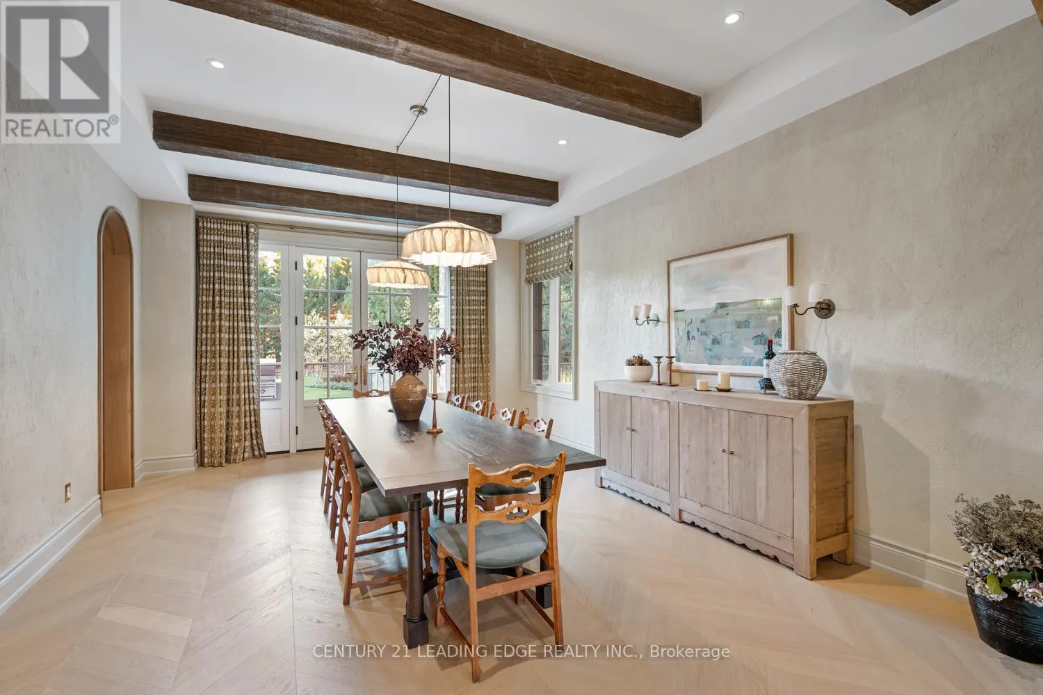 43 NEWTON REED CRESCENT