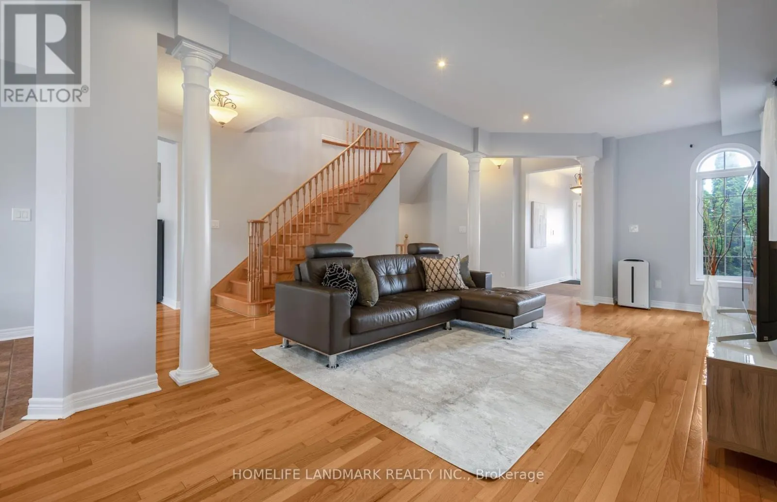 187 COLESBROOK ROAD