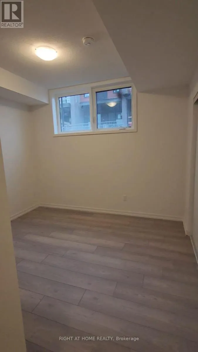 1 - 20 LYTHAM GREEN CIRC CIRCLE