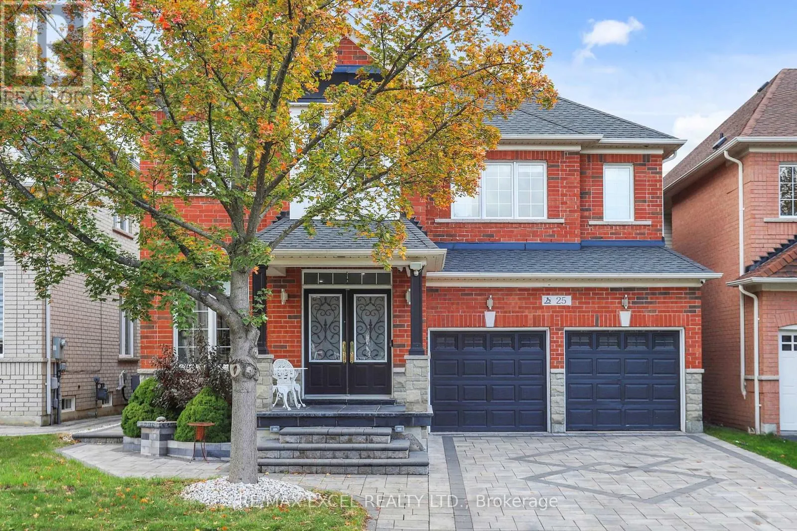 25 LUNDY DRIVE