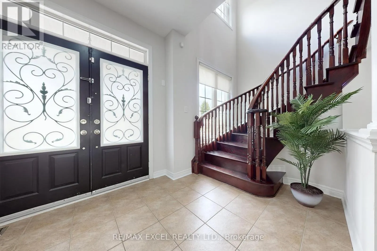 25 LUNDY DRIVE