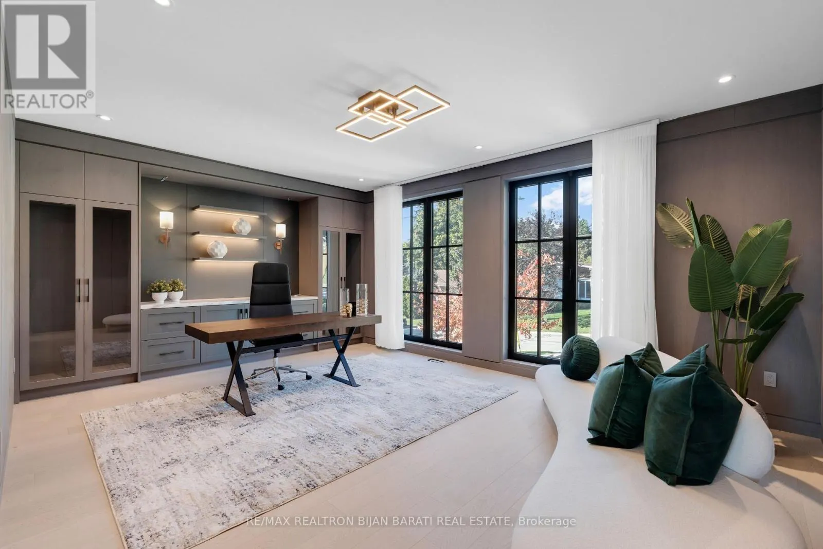 21 IDLESWIFT DRIVE