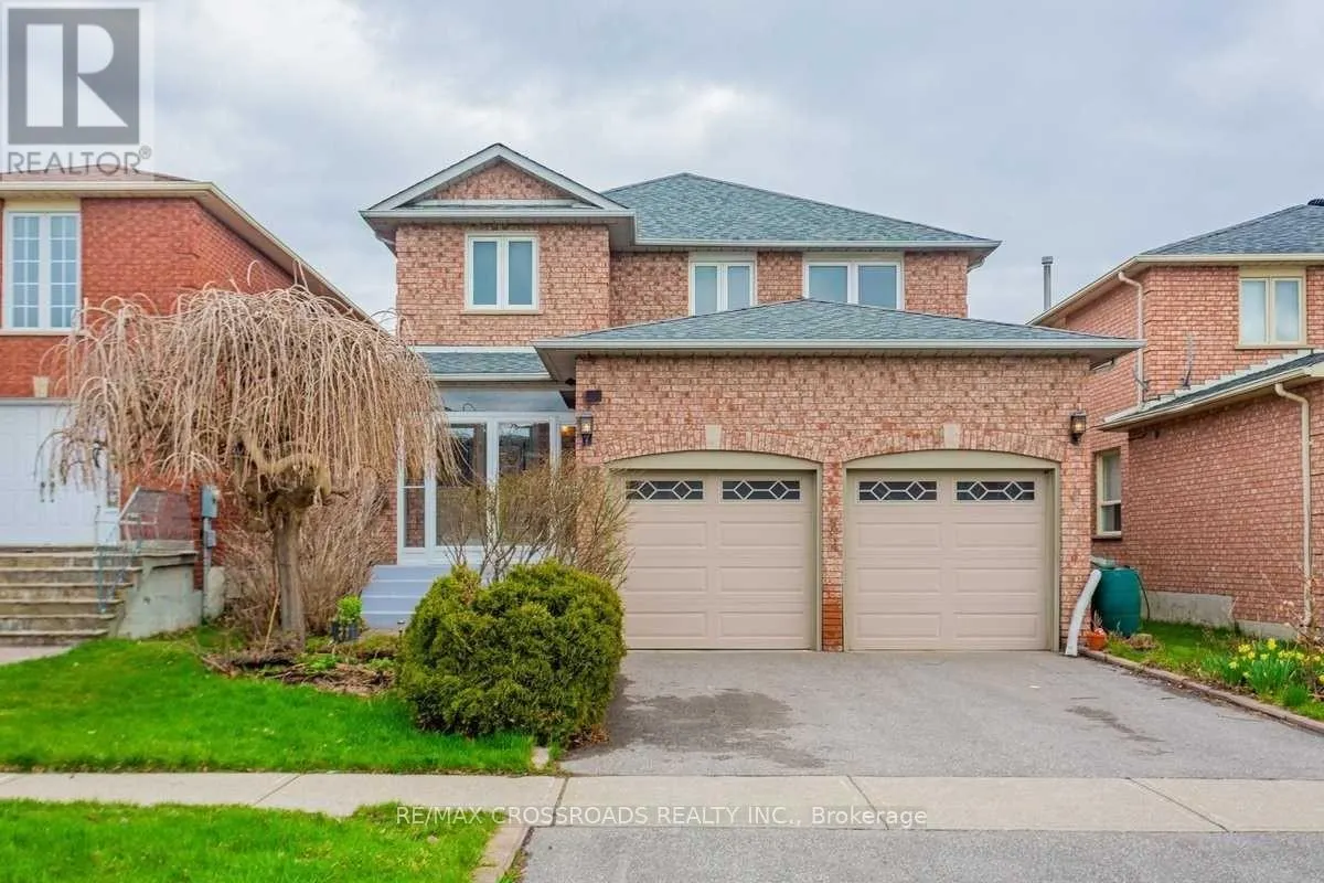 87 WOODRIVER STREET