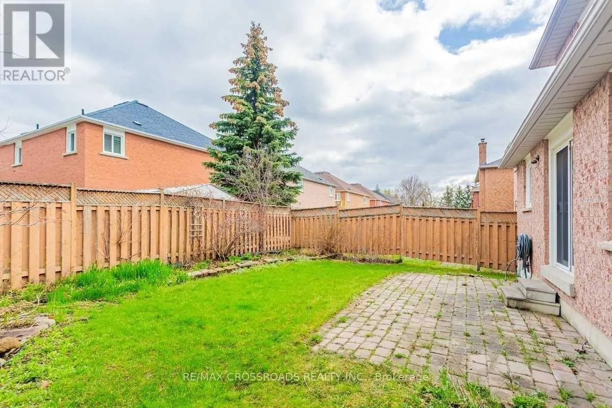 87 WOODRIVER STREET