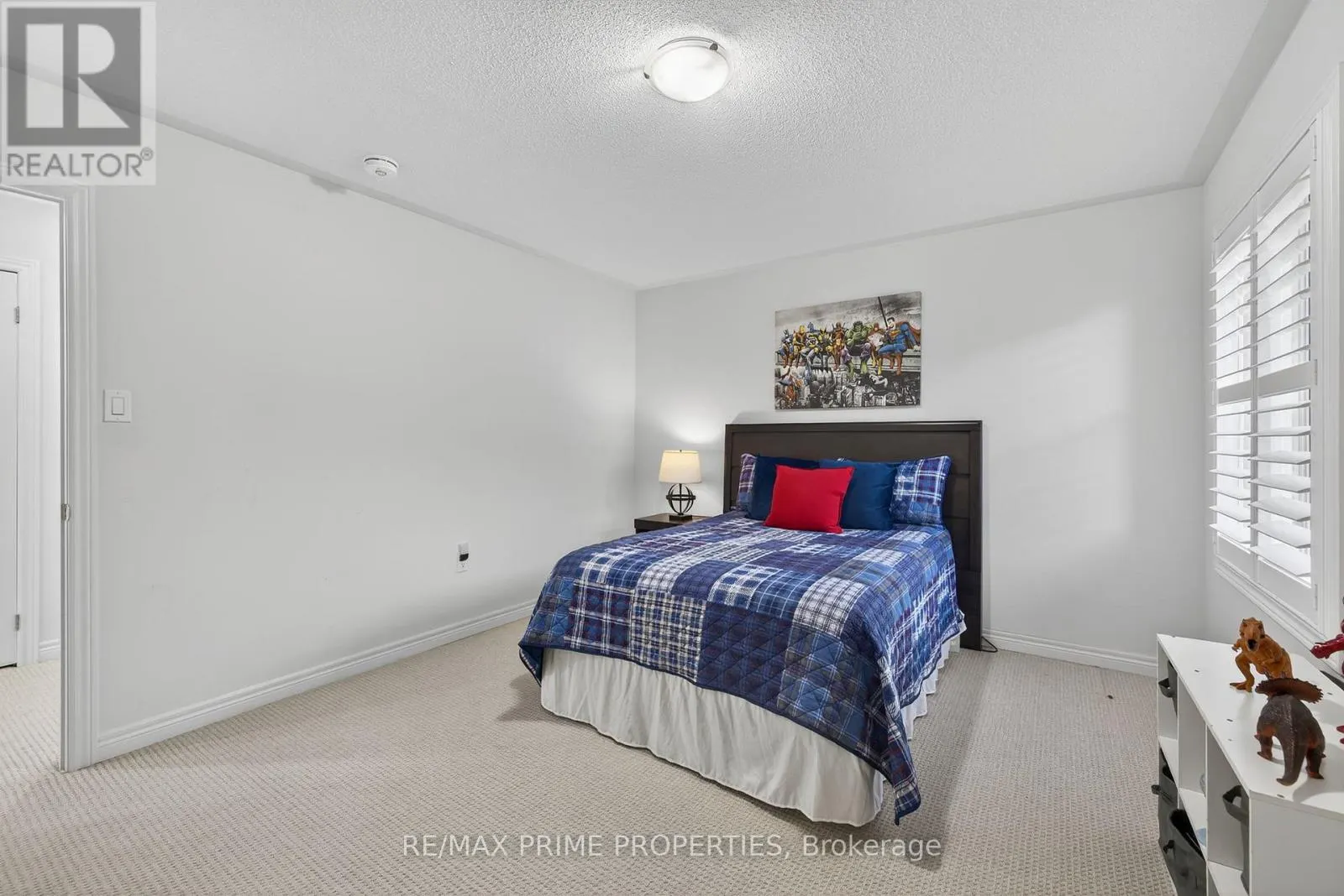32 FREDERICK TAYLOR WAY