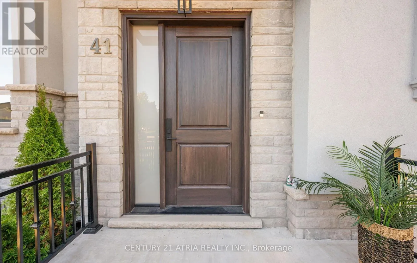 41 SIR BODWIN PLACE