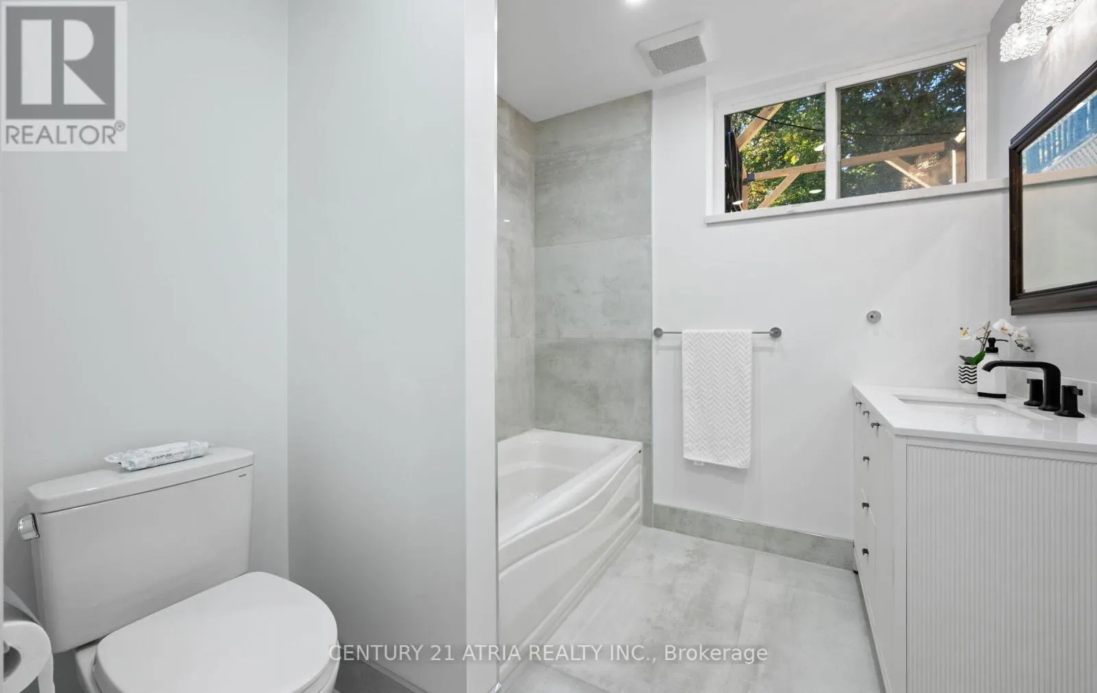 41 SIR BODWIN PLACE