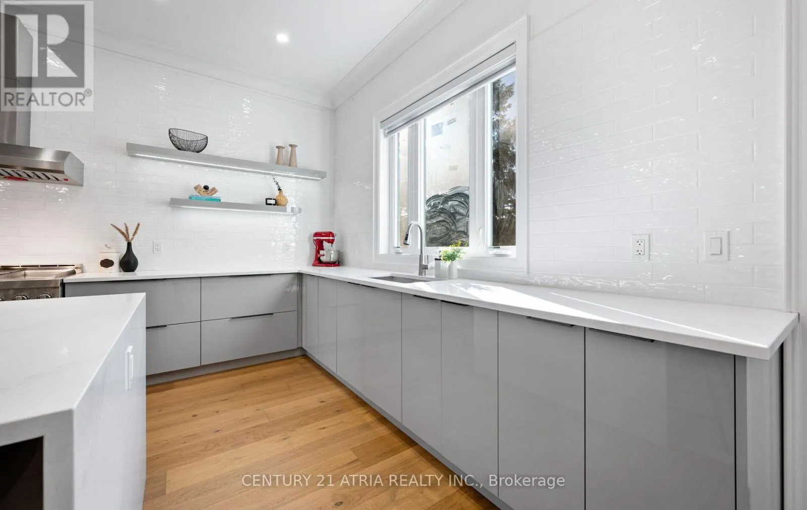 41 SIR BODWIN PLACE