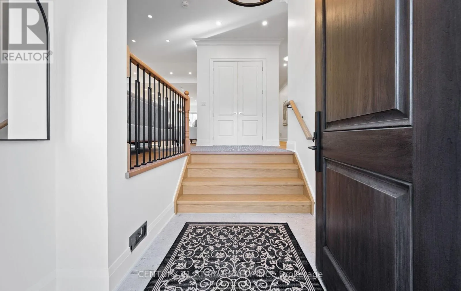 41 SIR BODWIN PLACE