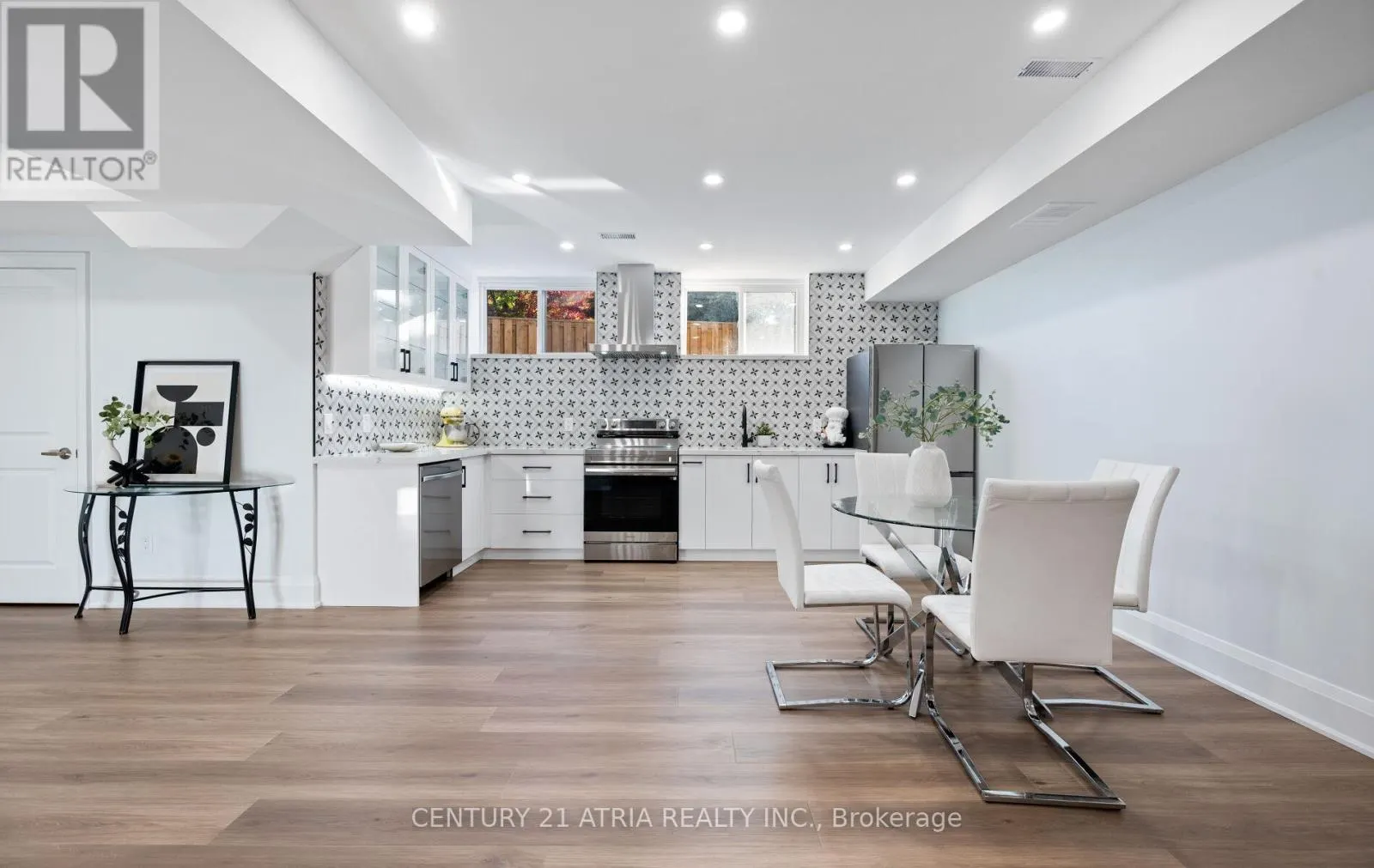 41 SIR BODWIN PLACE