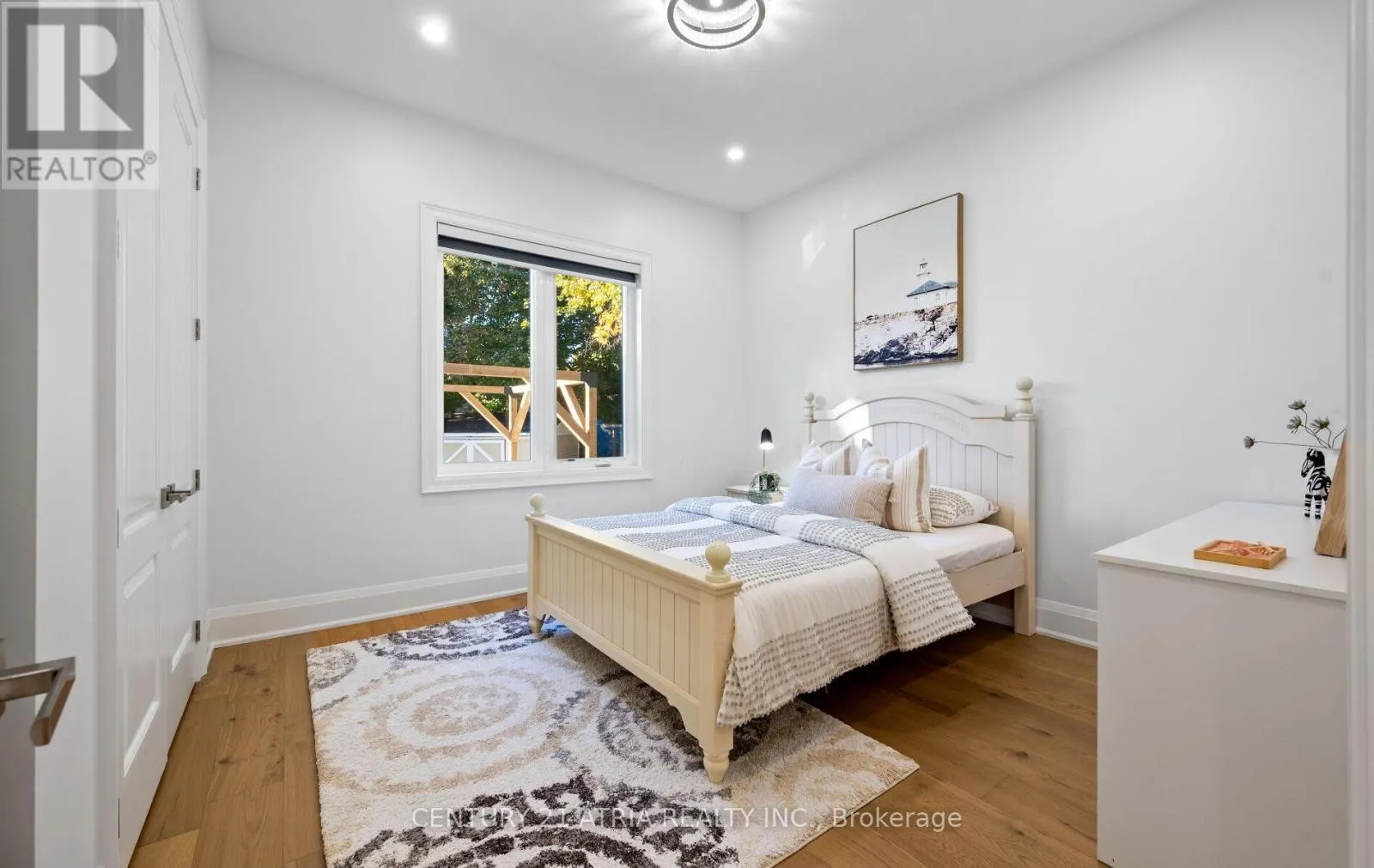 41 SIR BODWIN PLACE