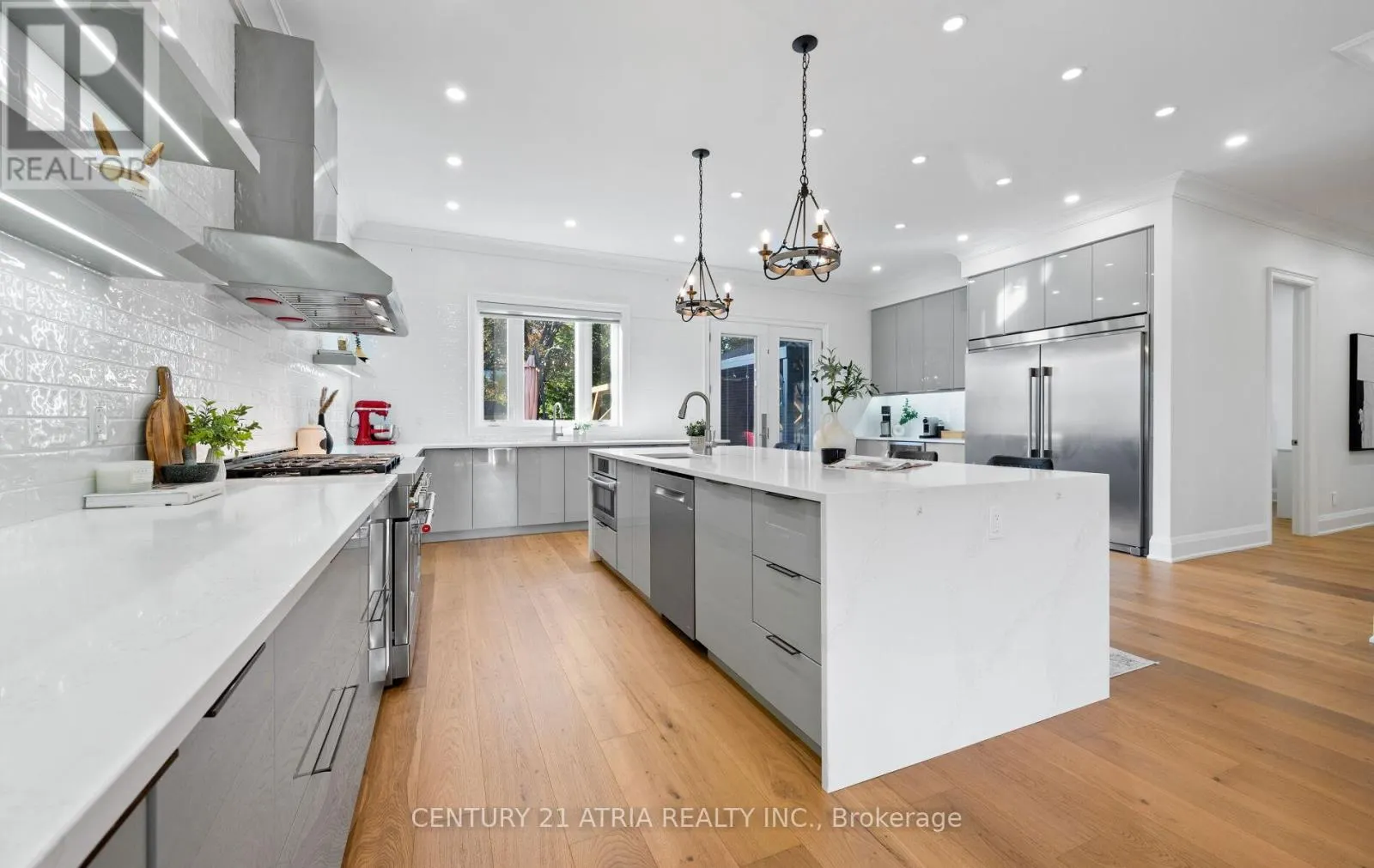 41 SIR BODWIN PLACE