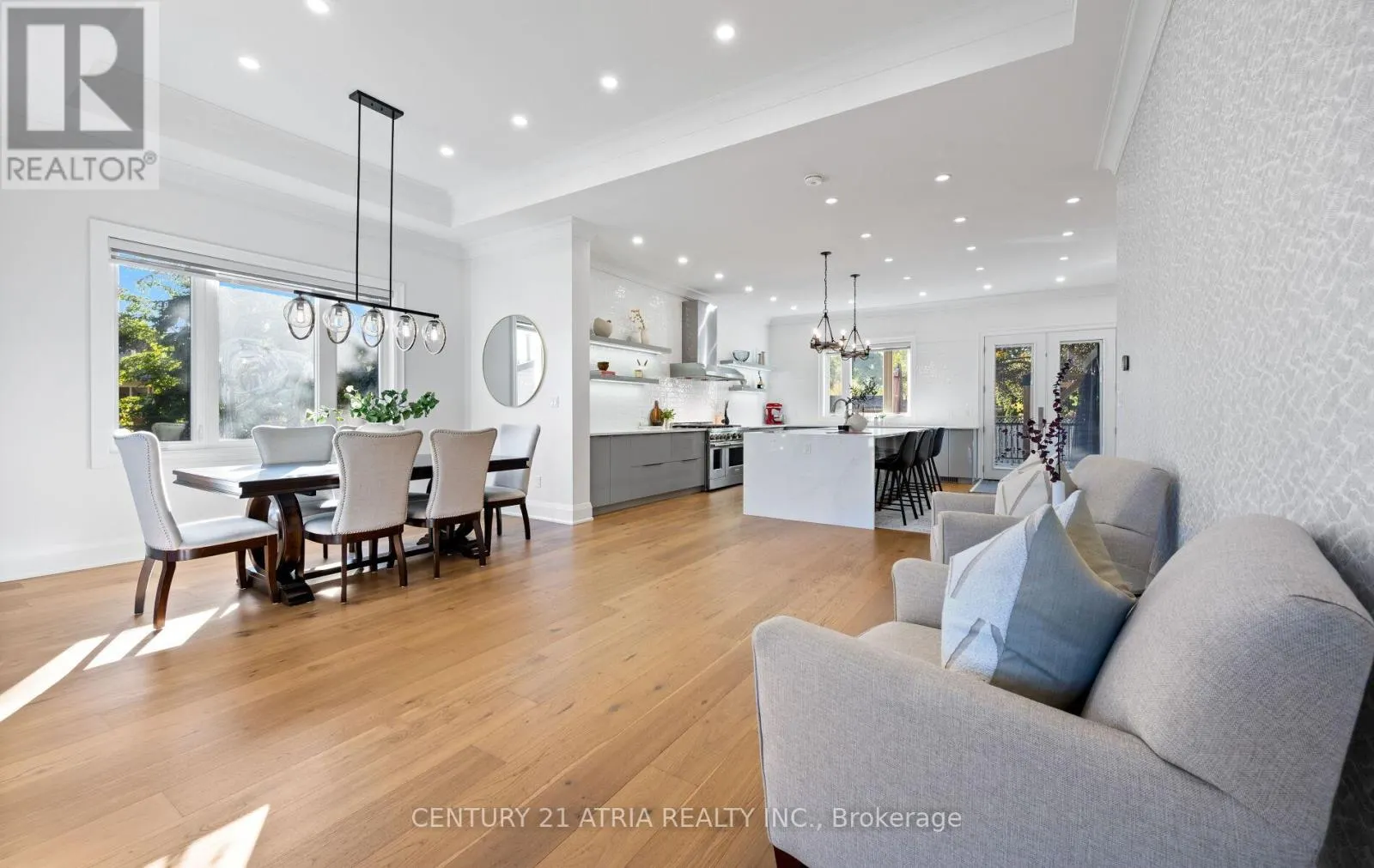 41 SIR BODWIN PLACE