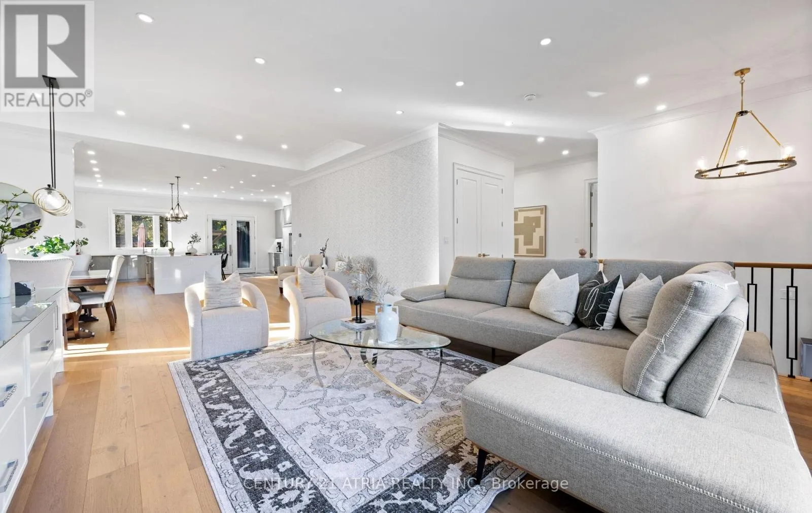 41 SIR BODWIN PLACE