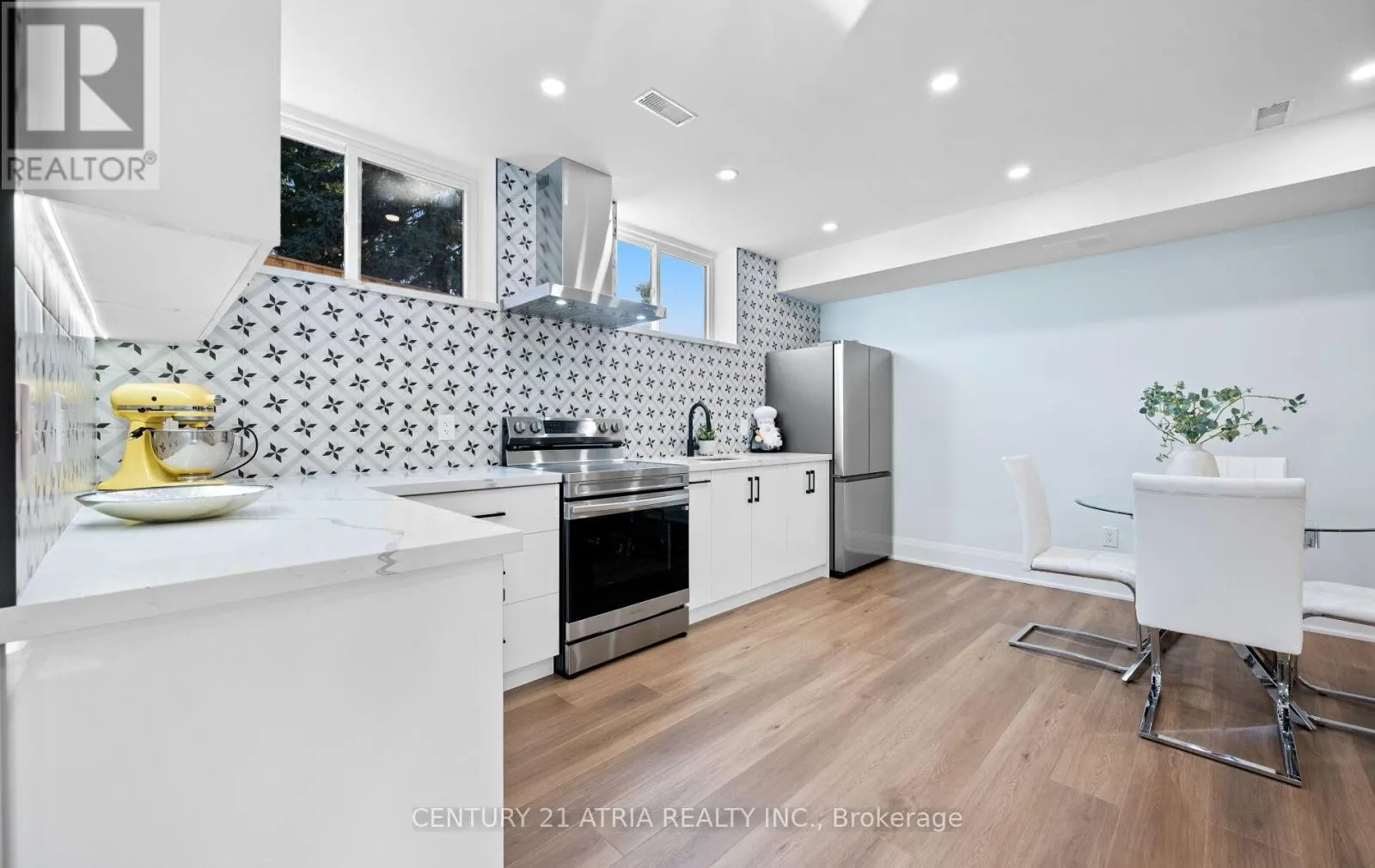 41 SIR BODWIN PLACE