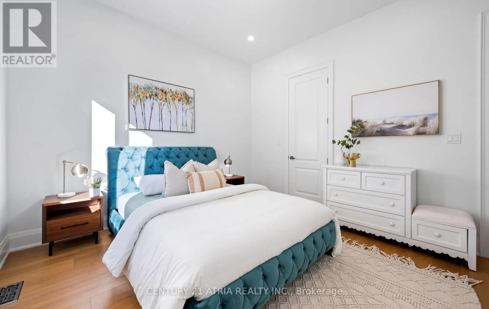 41 SIR BODWIN PLACE