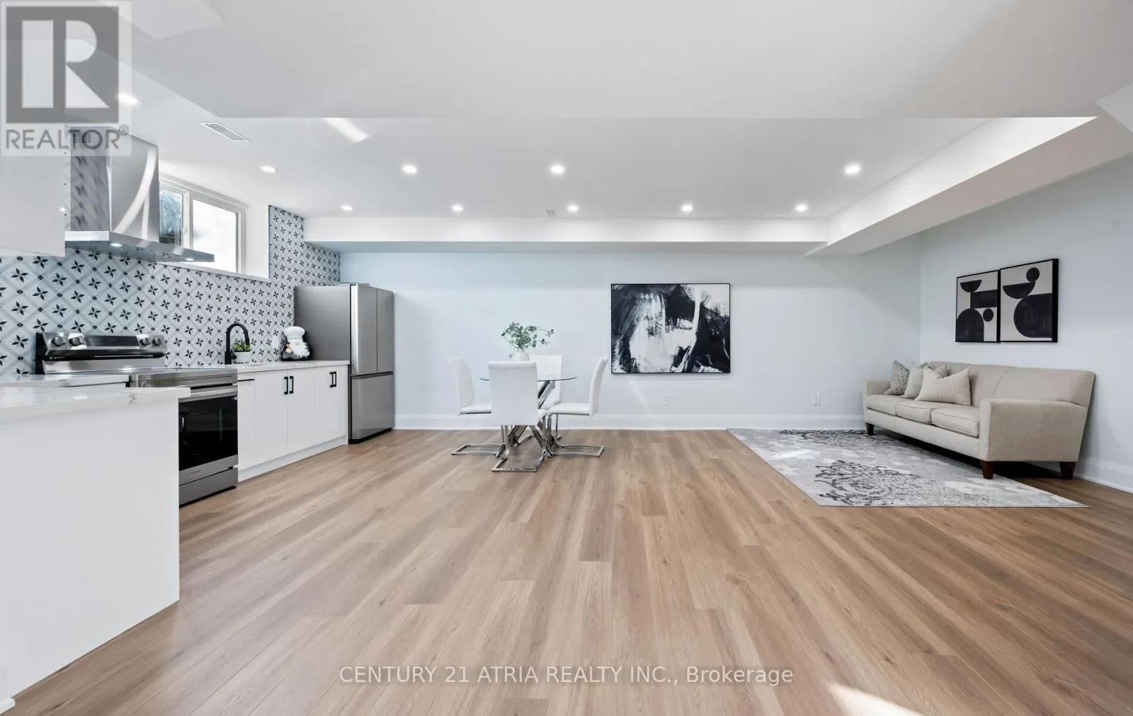 41 SIR BODWIN PLACE