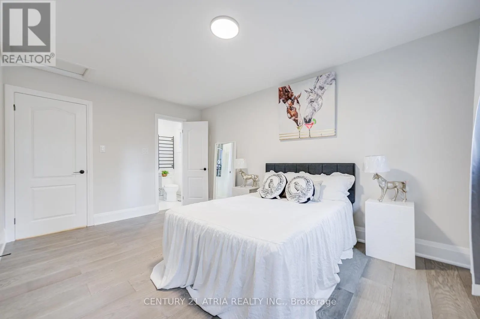 33 SIR BRANDILES PLACE