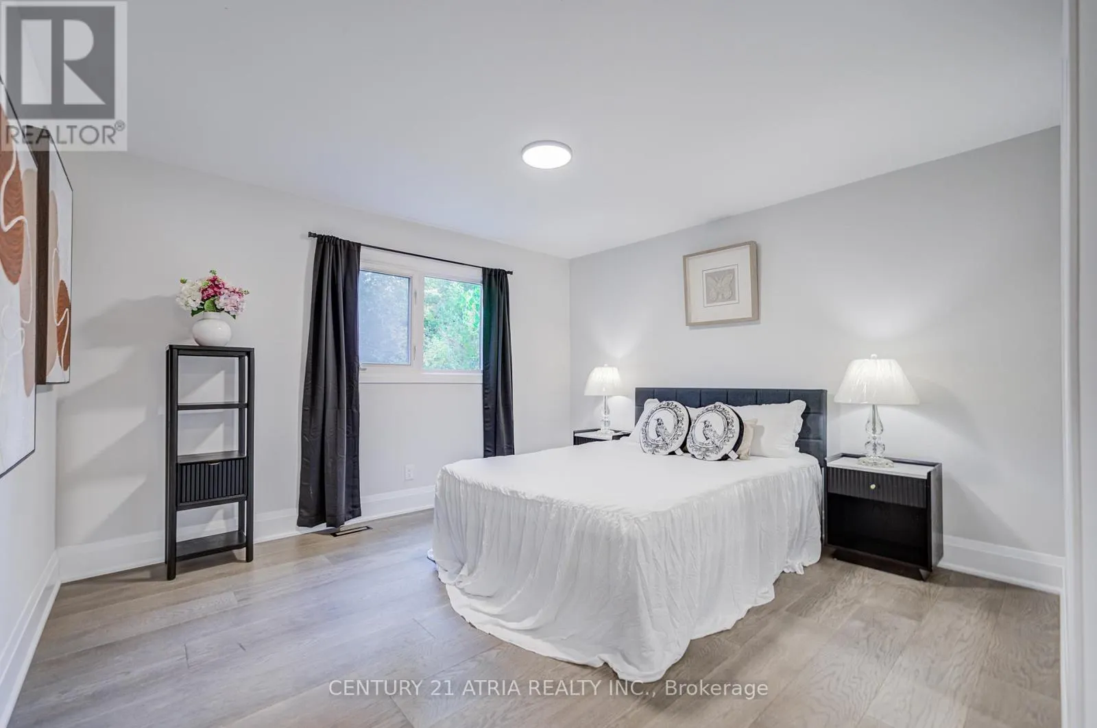 33 SIR BRANDILES PLACE