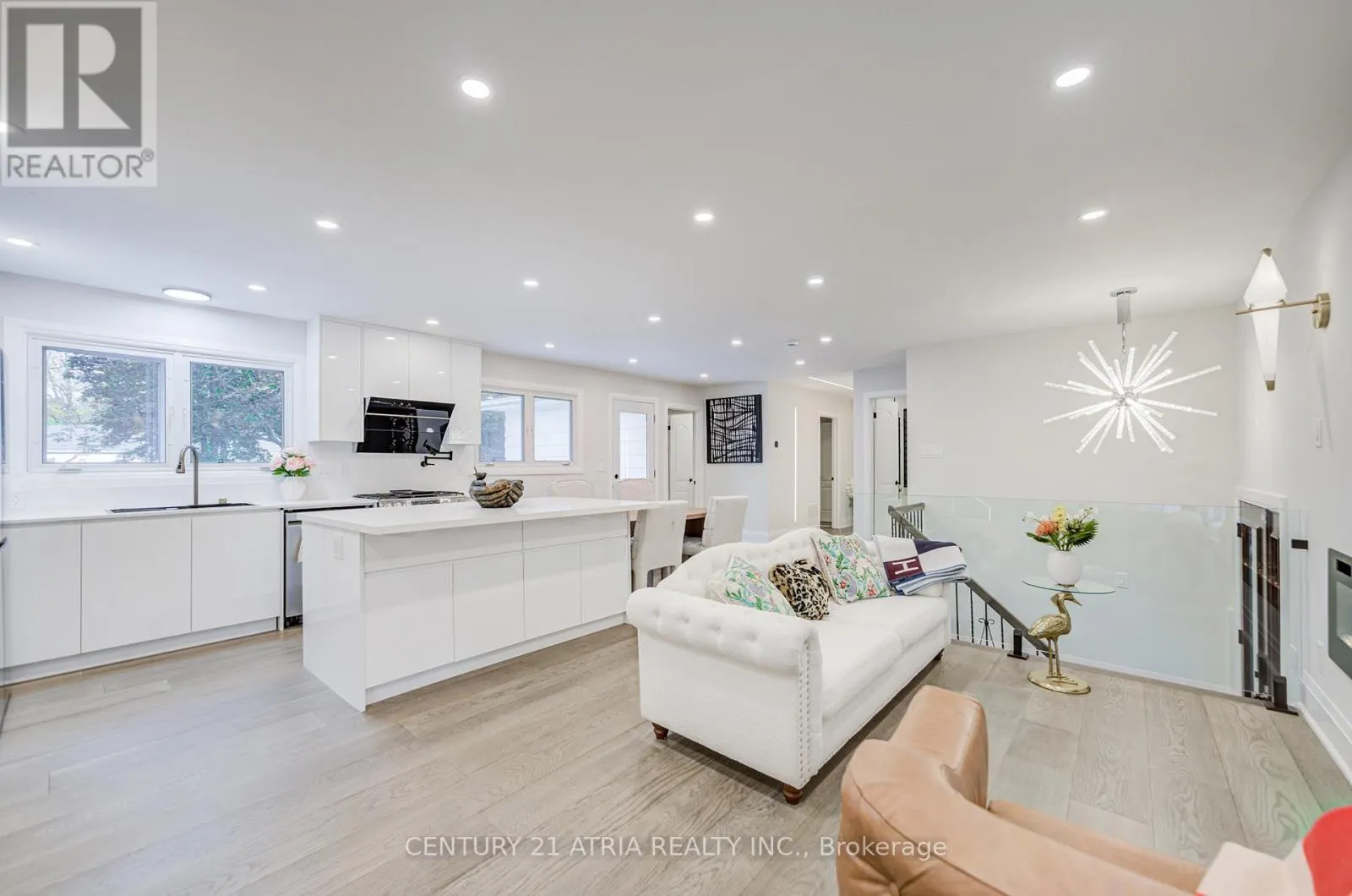 33 SIR BRANDILES PLACE